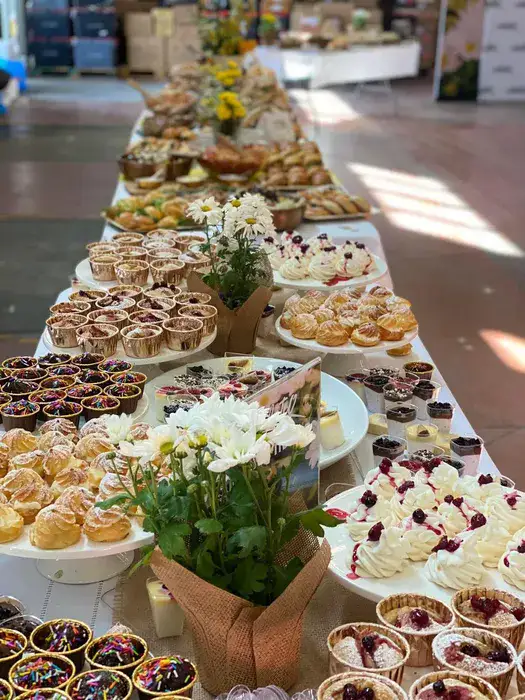 שולחן קינוחים מעוצב