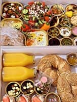 ארוחת בוקר זוגית