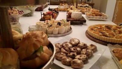 שולחן קייטרינג מעוצב