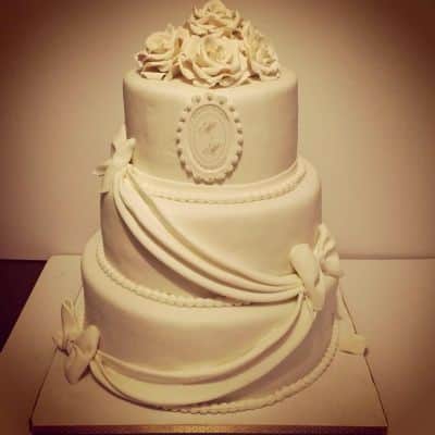 עוגת חתונה קלאסית