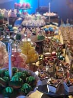 שולחן קינוחים סגוני